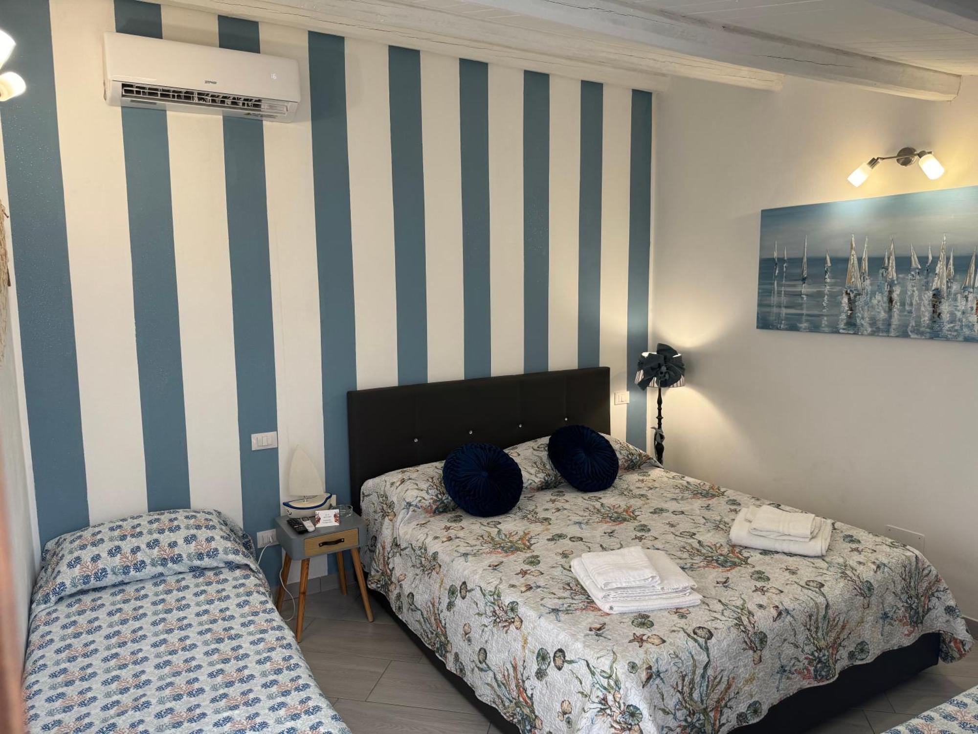 Mary Gery'S Rooms Castellammare del Golfo Exterior photo